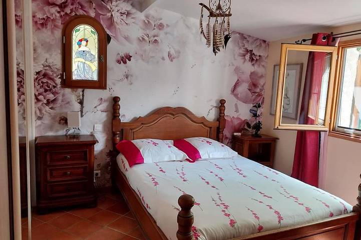 Location de vacances pour 6 personnes, avec jardin à Entrevaux - 2