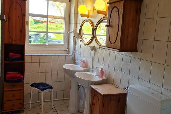 Cottage für 4 Personen, mit Garten und Terrasse in Middelhagen - 4