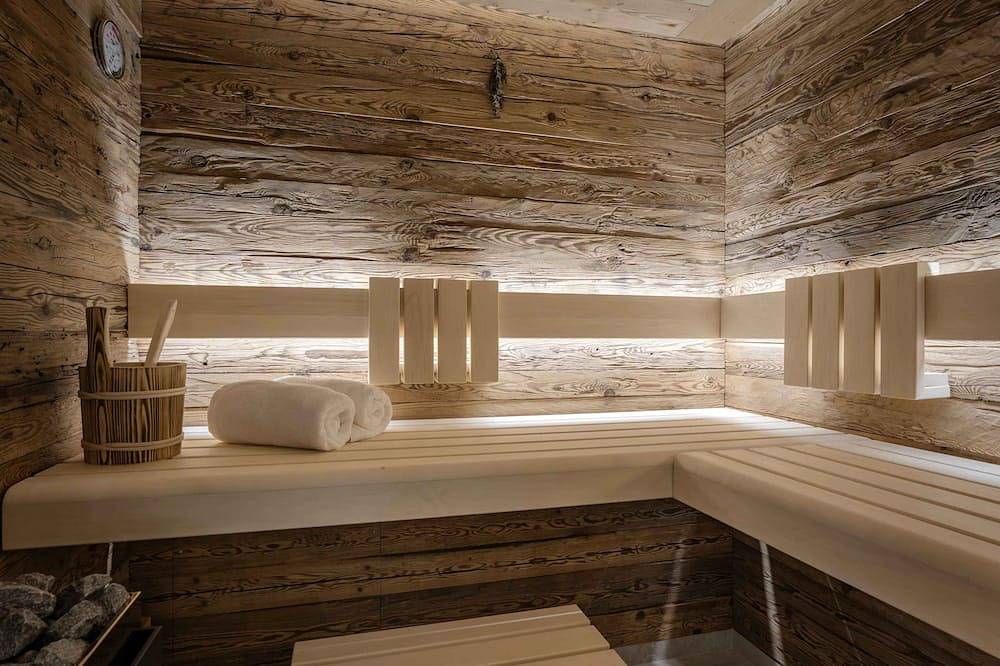Ganze Wohnung, Chalet Apartment mit Sauna | für 2 Personen | Wolfgangsee | schwanennest in Strobl, Bezirk Salzburg-Umgebung
