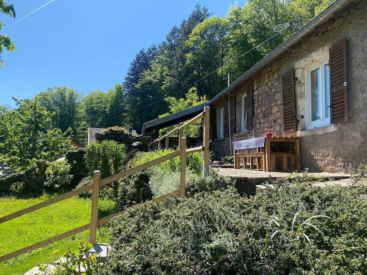 Gîte 2 chambres avec Wifi, proche Luxeuil-les-Bains in Saint-Bresson, Parc naturel régional des Ballons des Vosges