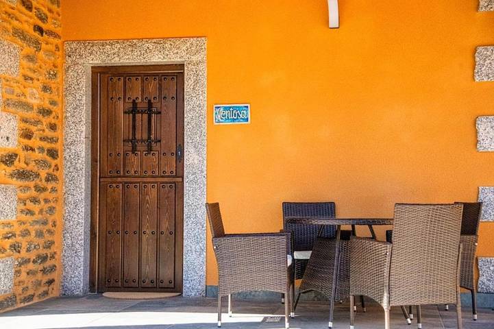 Casa rural para 4 personas, con Balcón y Terraza además de Jardín y Vistas en Sanabria (Zamora) - 3