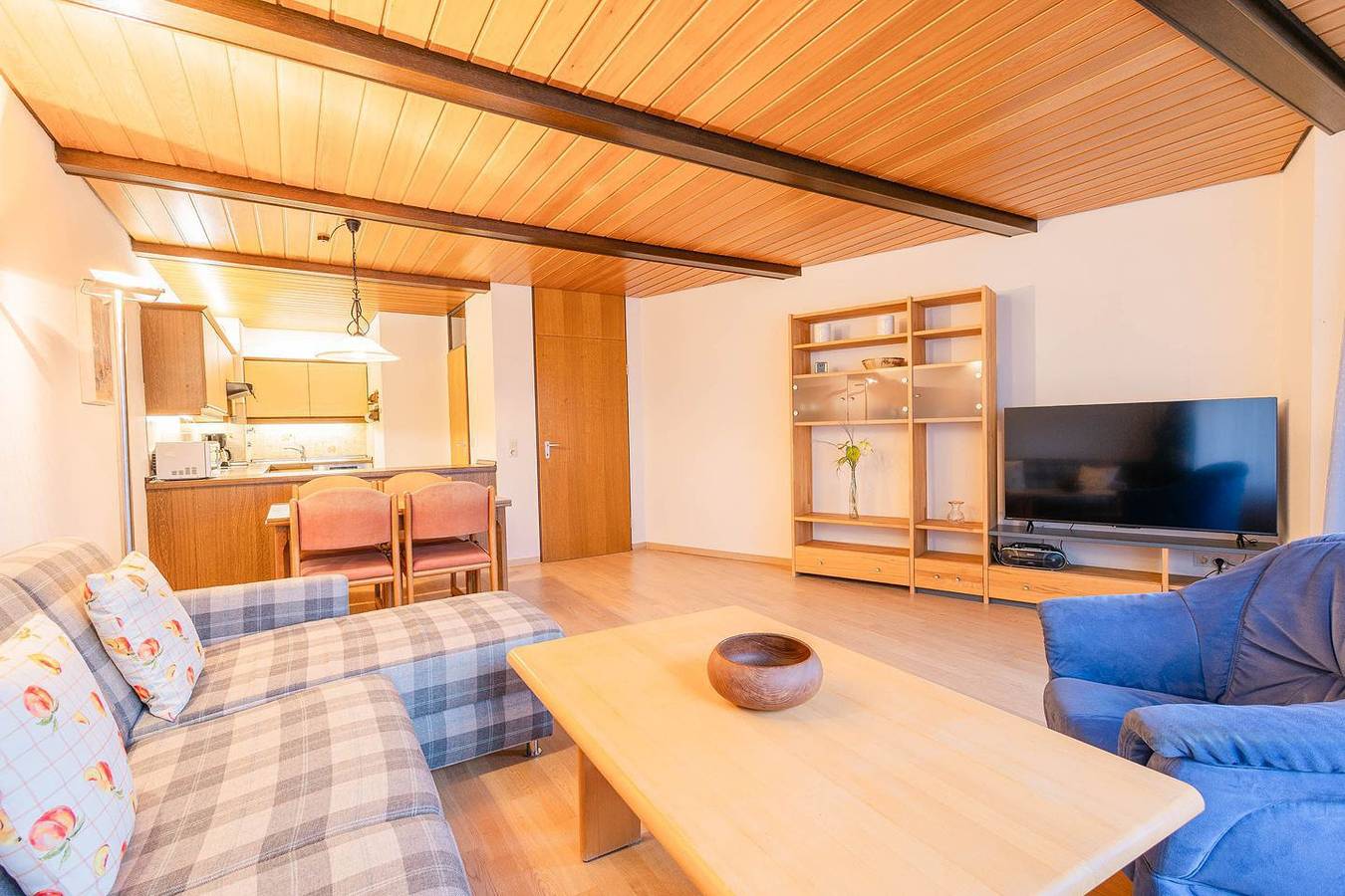 Ganze Wohnung, 2-Zimmer-Apartment (Typ 3) in Immenstaad am Bodensee, Region Bodensee-Oberschwaben