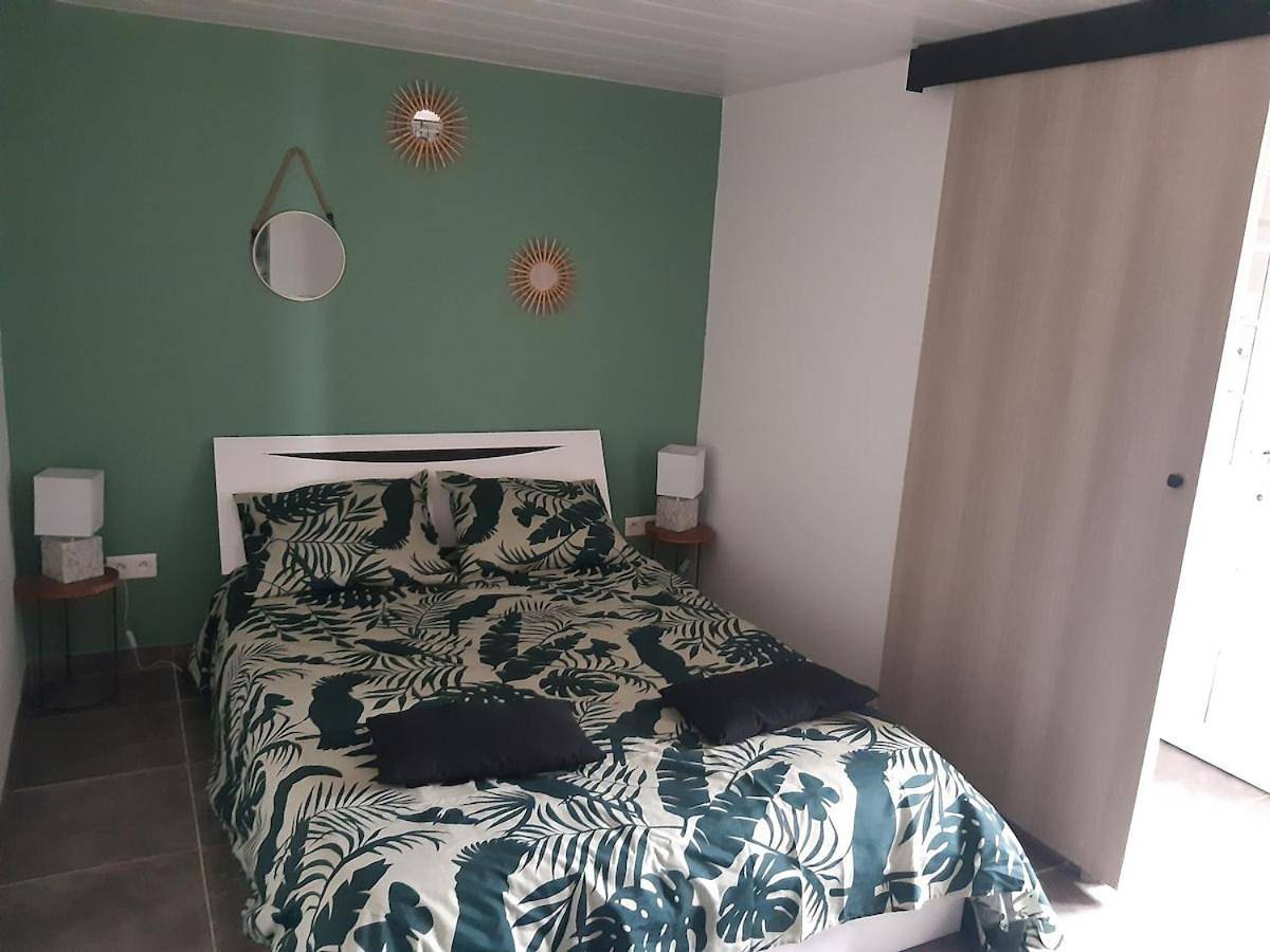 Appartement entier, Appartement avec terrasse in Vieille-Brioude, Parc Naturel Régional Livradois-Forez