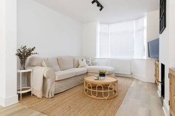 Holiday Home for 4 People in Chichester, West Sussex, Photo 4