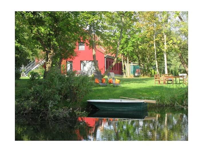 Ferienhaus für 4 Personen, mit Terrasse und Garten