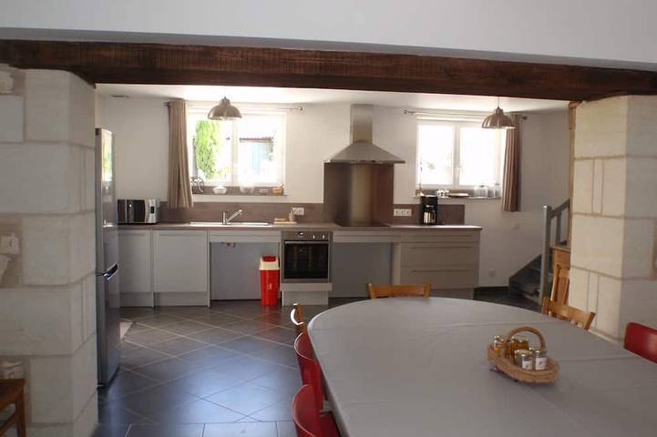 Gîte pour 10 personnes, avec Terrasse et Jardin