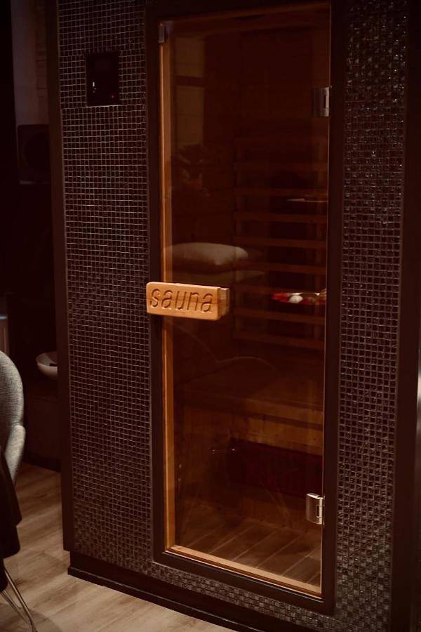 Location de vacances pour 2 personnes, avec sauna et jacuzzi à Herstal - 4