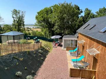 Gîte pour 6 personnes, avec jardin ainsi que vue et terrasse, animaux acceptés à Berville-sur-Mer