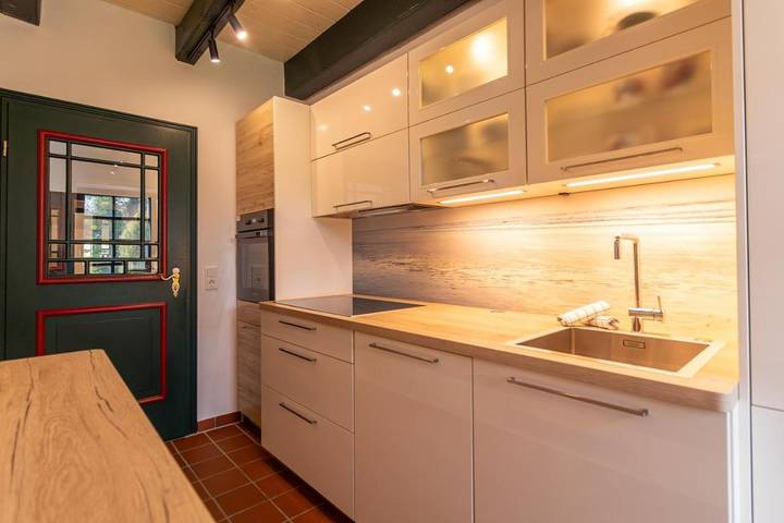 Ferienwohnung für 4 Personen, mit Terrasse und Garten in Loquard - 3
