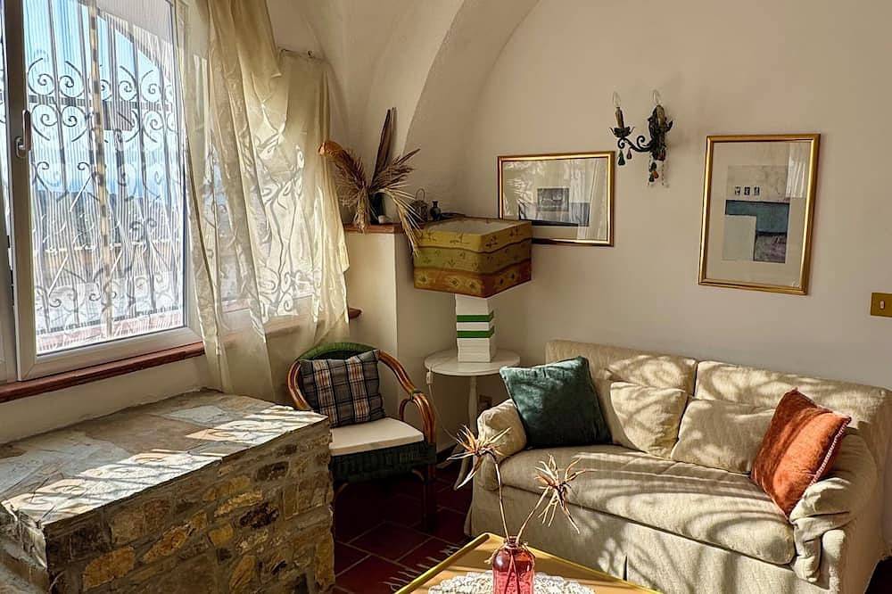 Casa Belvedere, Urlaub in ehemaliger Olivenmühle in Diano San Pietro, Riviera di Ponente