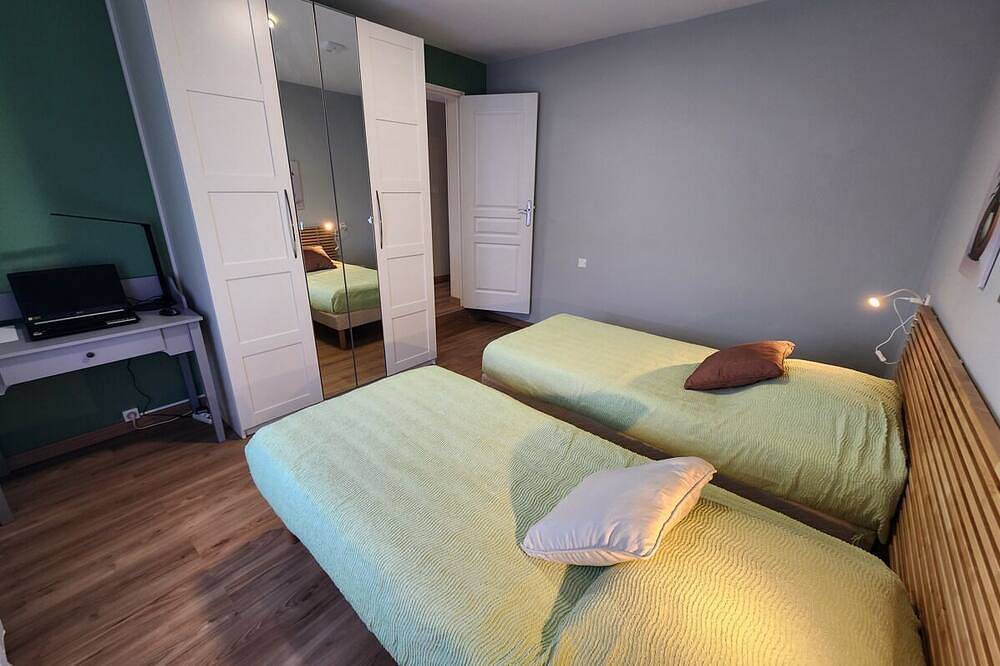 Appartement entier, Appart indépendant *** de 68 m², grande terrasse, parking, entouré de montagnes. in Castillon-de-Larboust, Pyrénées