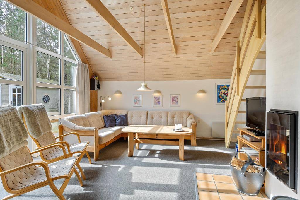 Idyllic thatched holiday home in Houstrup - dogs welcome in Nørre Nebel, Varde Region