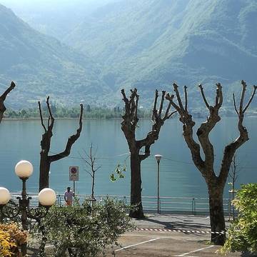 Gîte pour 3 personnes, avec balcon ainsi que vue et vue sur le lac, animaux acceptés à Lovere