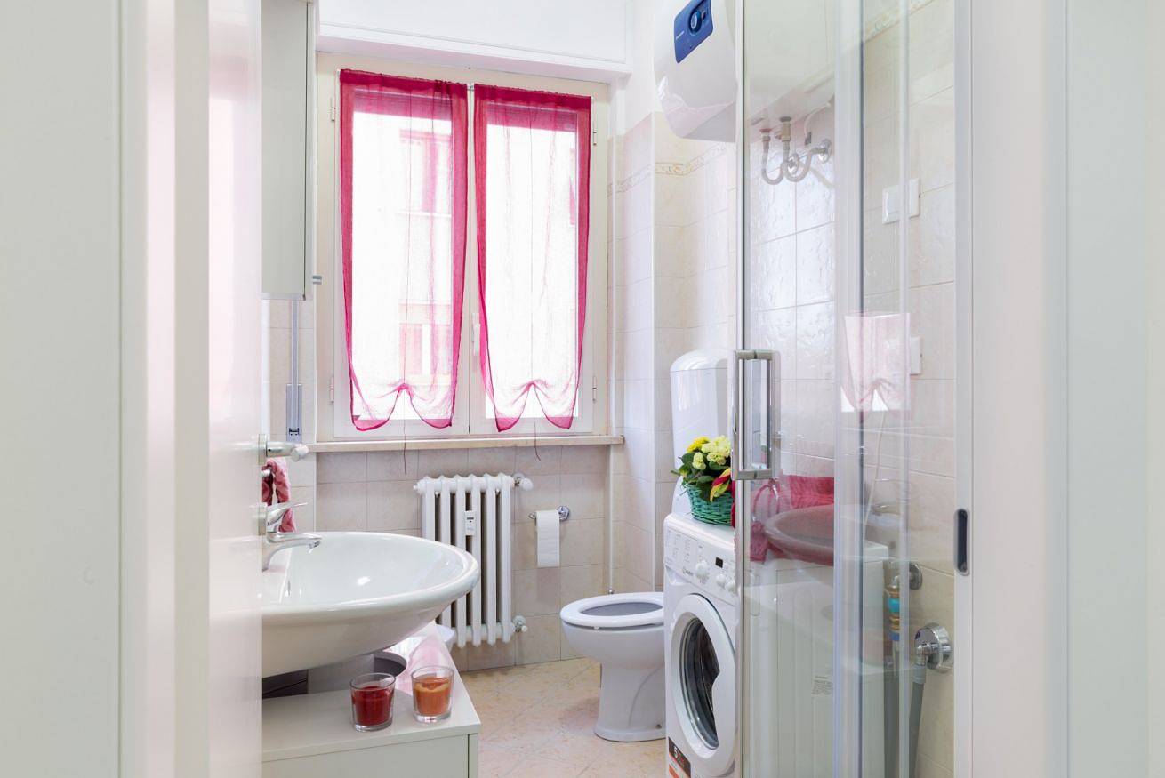 Appartamento intero, Parma Railway Station Apartment in Parma, Provincia di Parma