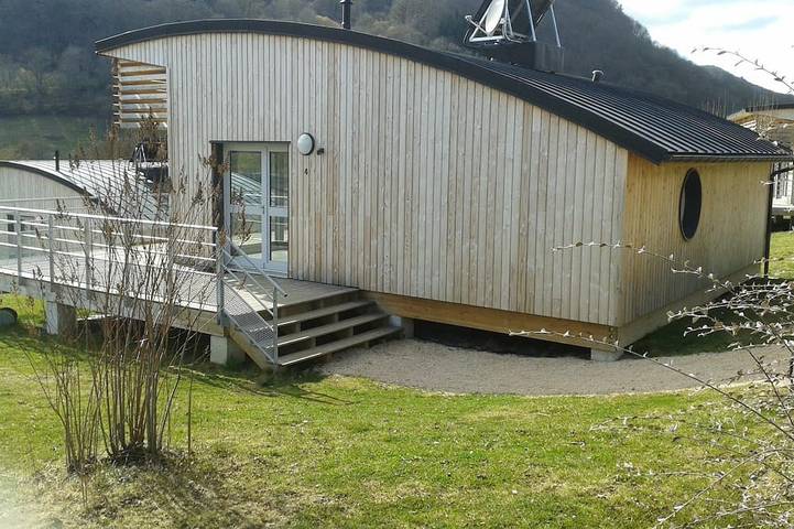 Gîte pour 6 personnes, avec terrasse dans Parc naturel régional des Volcans d'Auvergne