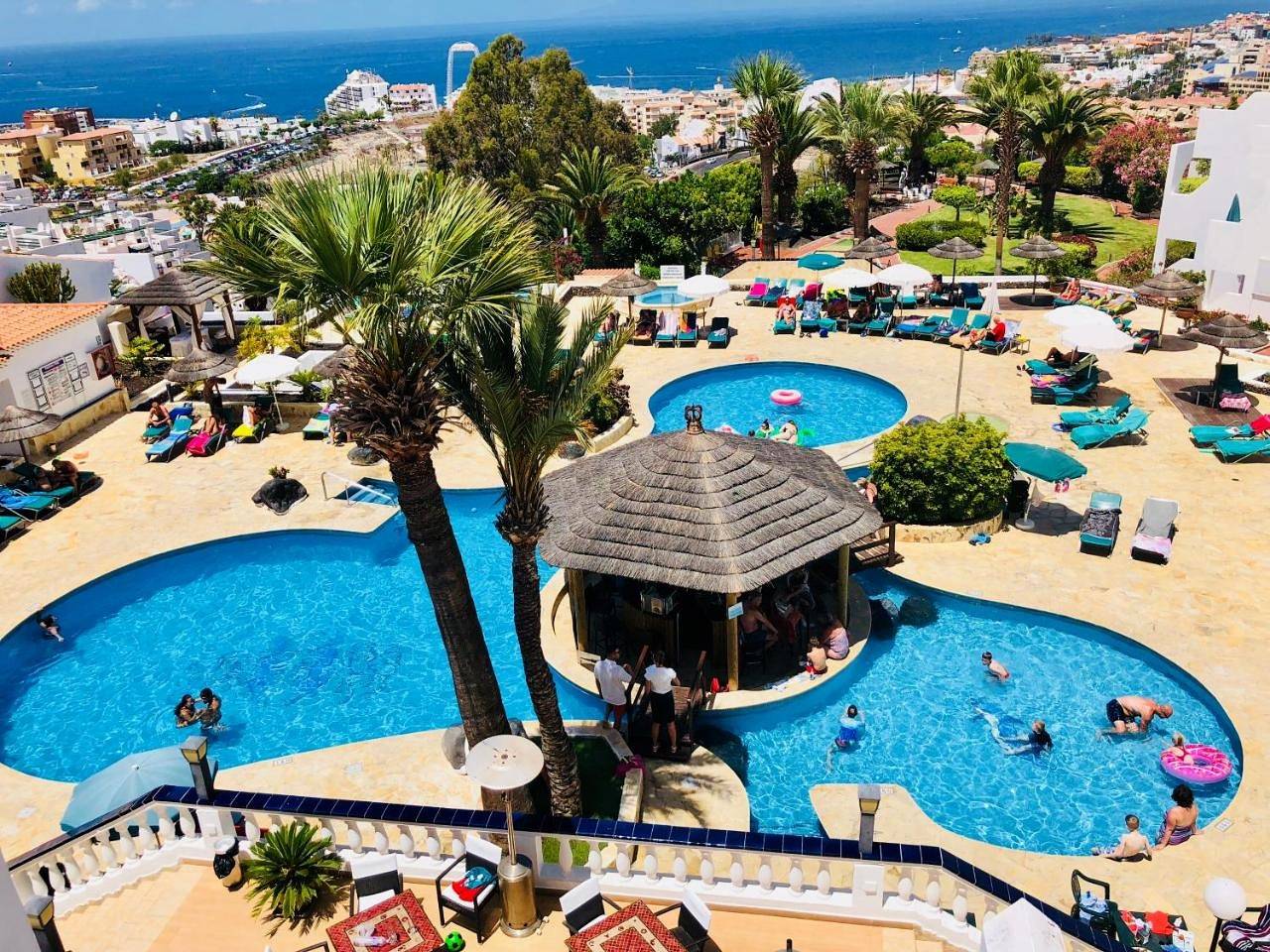 Regency Torviscas Apartments and Suites in San Eugenio Alto, Adeje