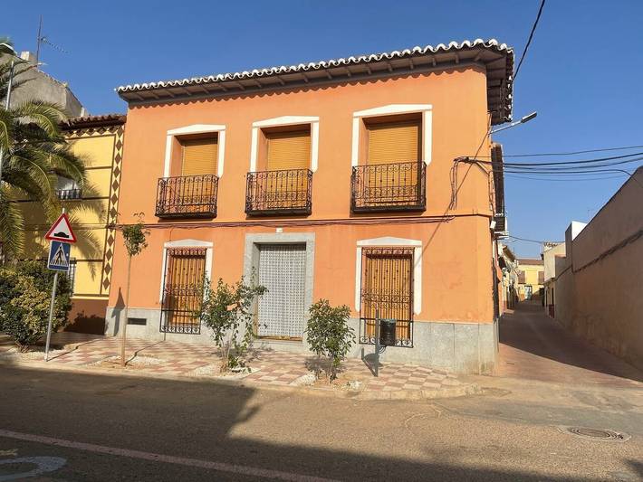 Chalet para 12 personas, con Balcón además de Jacuzzi y Jardín en Castilla-La Mancha - 3