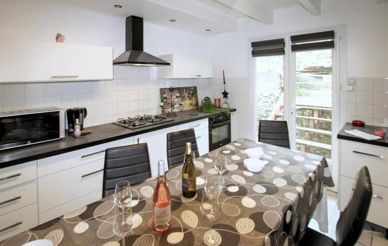 Location de vacances pour 4 personnes à Saint-Julien-du-Gua - 2