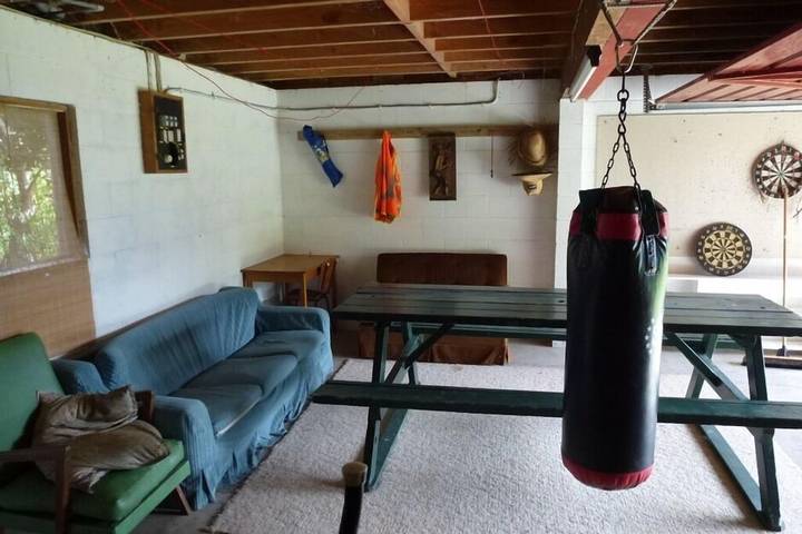 Vacation rental for 9 people, with terrace and yard in New Zealand