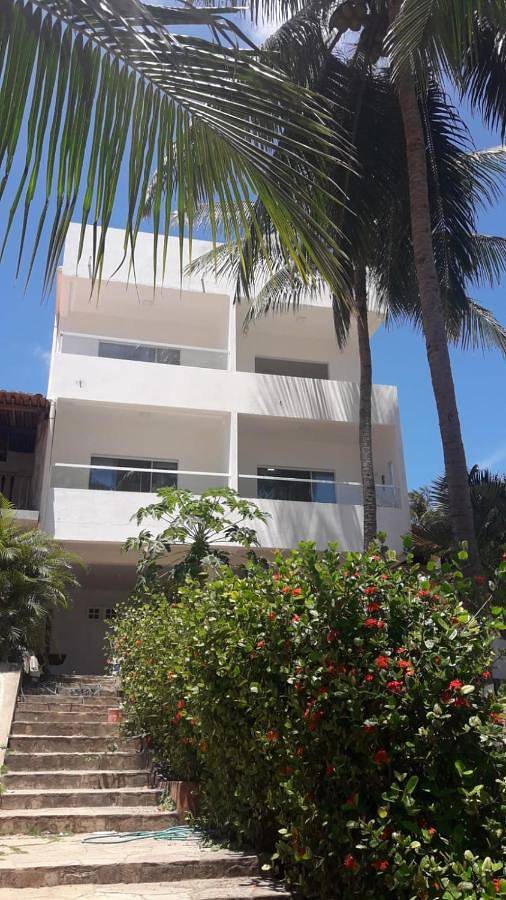Casas e apartamentos de temporada para 2 pessoas, com balcão e vista e ainda jardim em Japaratinga