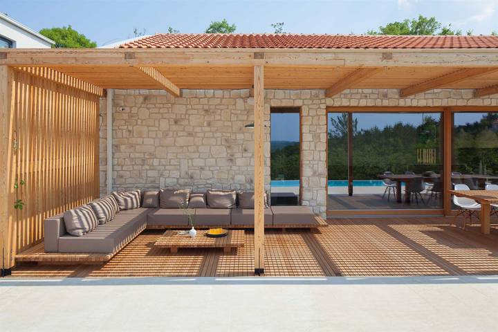 Ferienhaus für 10 Personen, mit Meerblick und Balkon/Terrasse sowie Terrasse und Garten auf Krk - 4