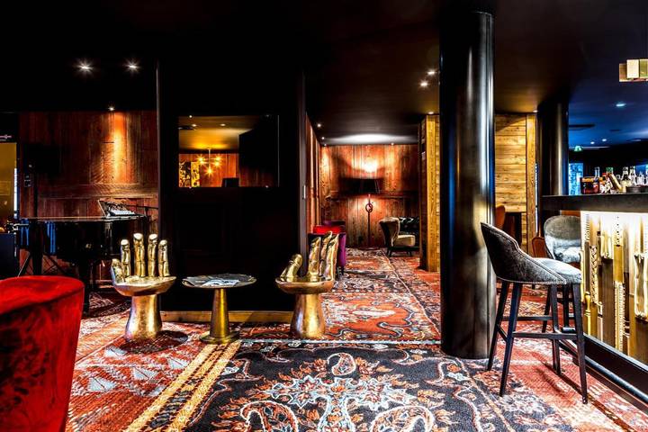 Hôtel pour 2 personnes, avec sauna et vue ainsi que terrasse et piscine, animaux acceptés