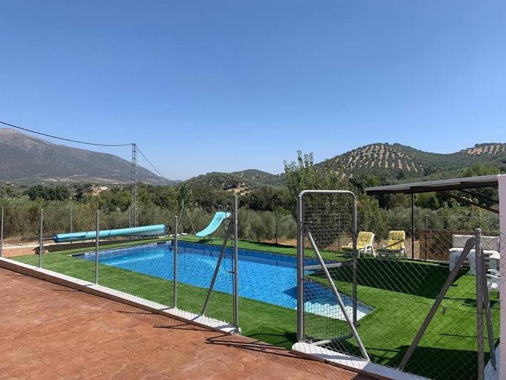 Casa rural para 18 personas, con piscina además de jardín y vistas, Se admiten mascotas en Priego de Córdoba - 3