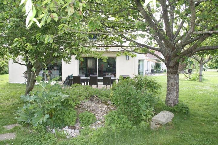 Chambre d’hôte pour 2 personnes, avec Terrasse ainsi que Jardin et Vue