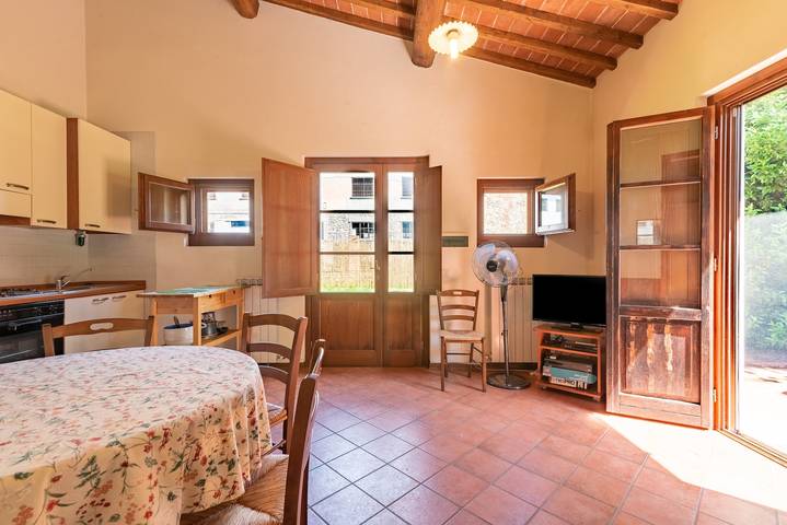 Bauernhaus "Falegnameria" mit Gemeinschaftspool, privater Terrasse und Wlan in Laterina, Laterina Pergine Valdarno