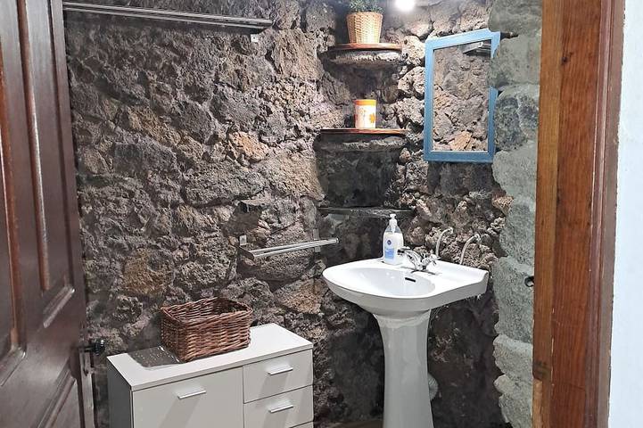Gîte pour 4 personnes, avec Terrasse et Jardin à Valverde
