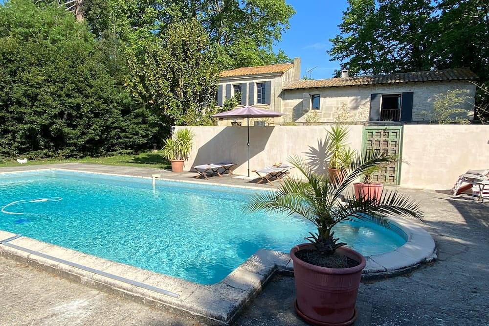 Casa vacanza a Arles a partire da 317€ a notte