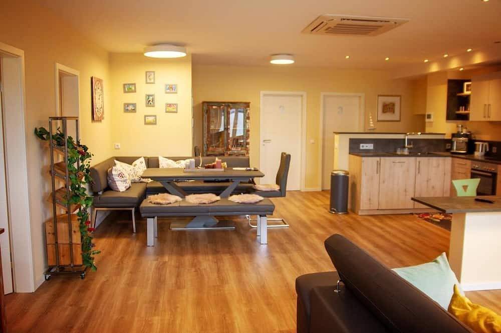 Geheel appartement, Vacation apartment Saar-Steg in Saarburg, Mosel-Saar
