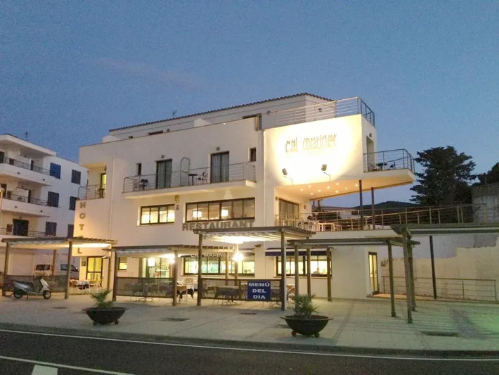 Hotel for 2 people, with terrace - 1