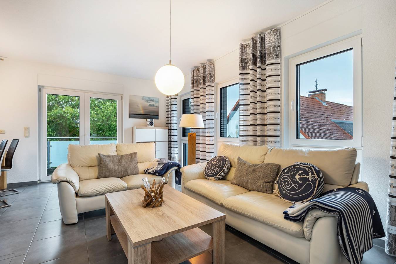 Appartement entier, Appartement "Ferienvilla Kapitänshaus" avec balcon et Wi-Fi in Karlshagen, Usedomer Norden
