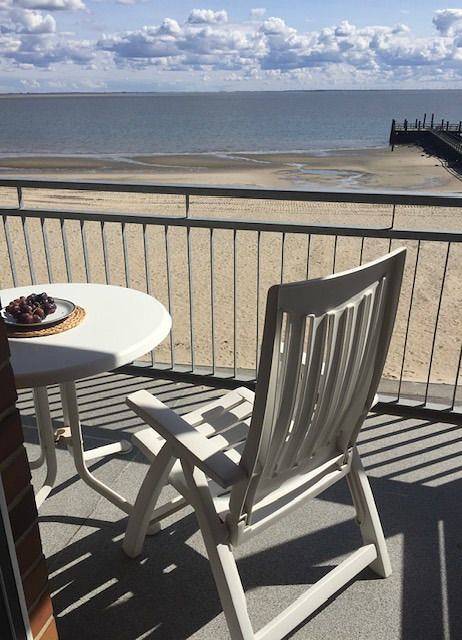Ganze Wohnung, Nordland Appartments - Wohnung Römö - Direkt am Meer, näher dran geht nicht! in Nordfriesische Inseln (Schleswig-Holstein), Wyk auf Föhr