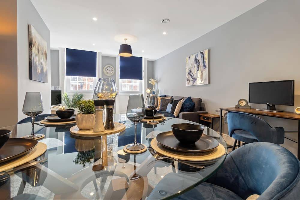 Entire apartment, Whiskawaystays  Victoria House Apartment 3 in Worcester, Worcestershire