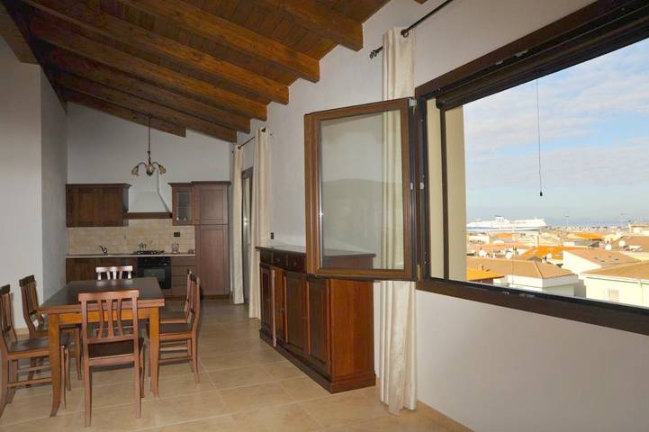 B&b per 4 persone, con Terrazza e Giardino a Porto Torres