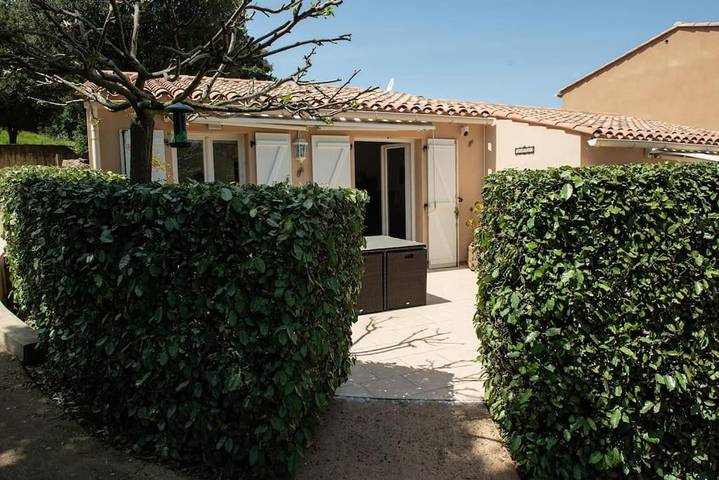 Location de vacances pour 4 personnes, avec jardin dans Office De Tourisme De Piana - 2