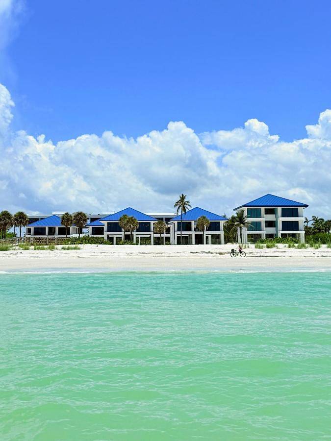 Hotel für 4 Personen, mit Balkon und Pool sowie Ausblick auf Sanibel Island