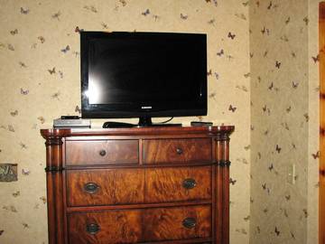 Log Cabin for 2 People in Sevier County, Photo 2