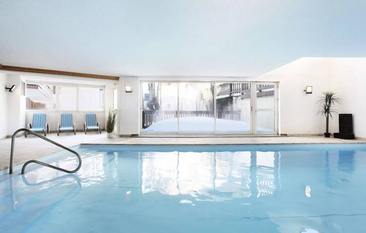 Gîte pour 4 personnes, avec Piscine et Sauna dans Office De Tourisme De Notre Dame De Bellecombe - 4
