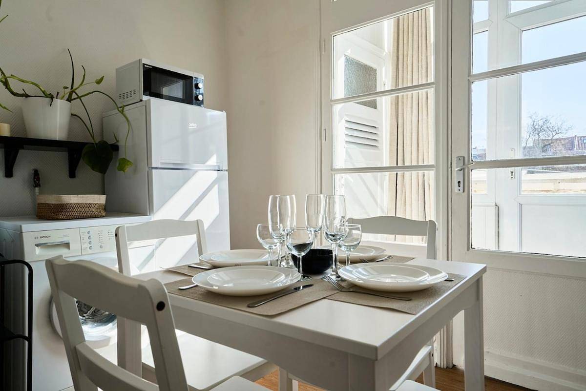Appartement entier, Two-Bedroom Apartment in Lambersart, Région de Lille