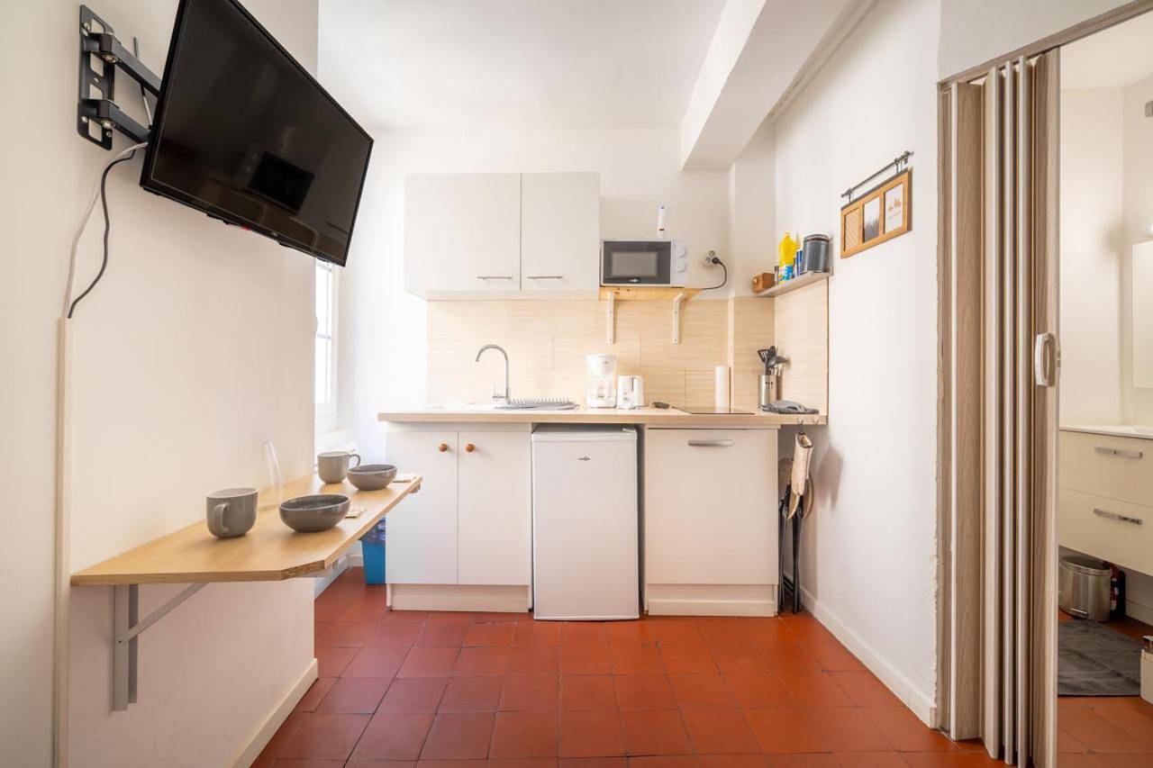 Appartement entier, Studio lumineux en centre de Beaucaire 2 pers - Cocon 3 in Beaucaire, Région de Nîmes