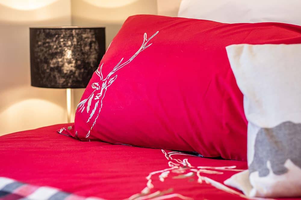 Appartement entier, Chalet Hygge Saint-Lary centre: Cosy / 2 ch / Spa / Vue imprenable / Parking in Saint-Lary-Soulan, Parc national des Pyrénées