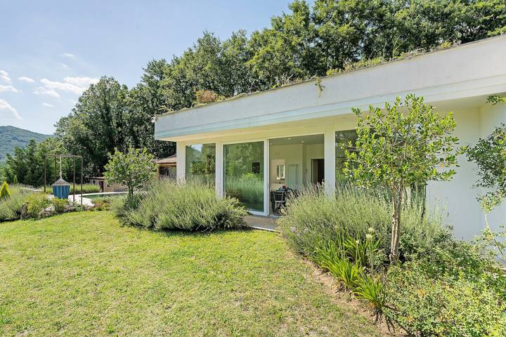 Appartamento per 2 persone, con Giardino e Sauna nonché Vista lago in Provincia di Caserta