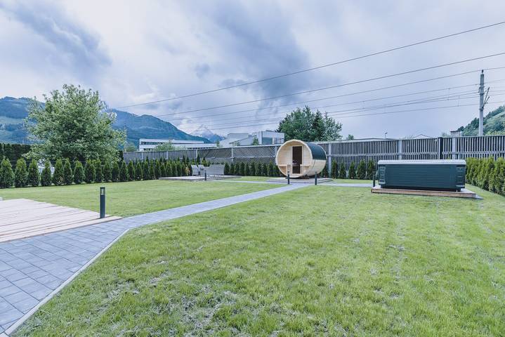 Hütte für 6 Personen, mit Terrasse und Garten in Zell am See - 2