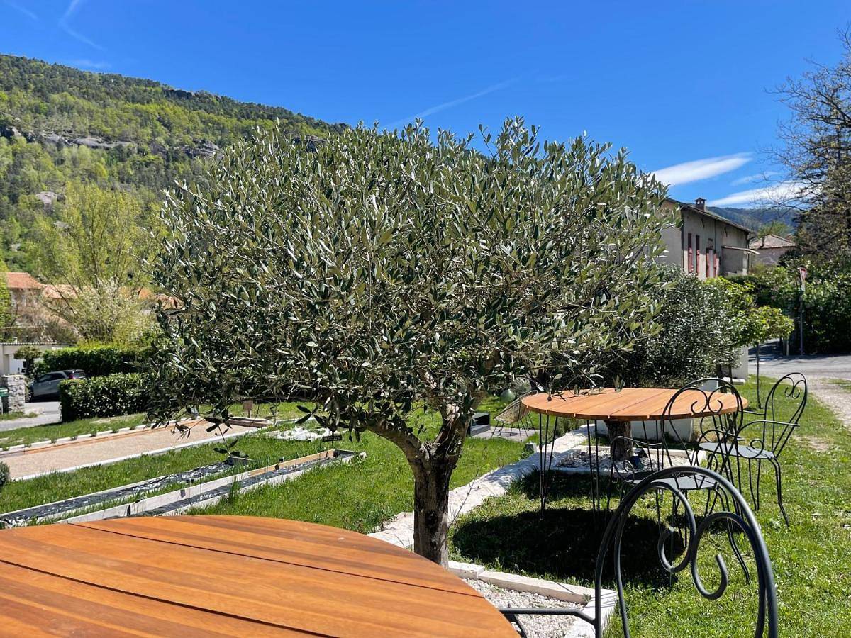 Appartement entier, Gite chez "Chambre D'Hôtes Sandra" in Annot, Région Castellane