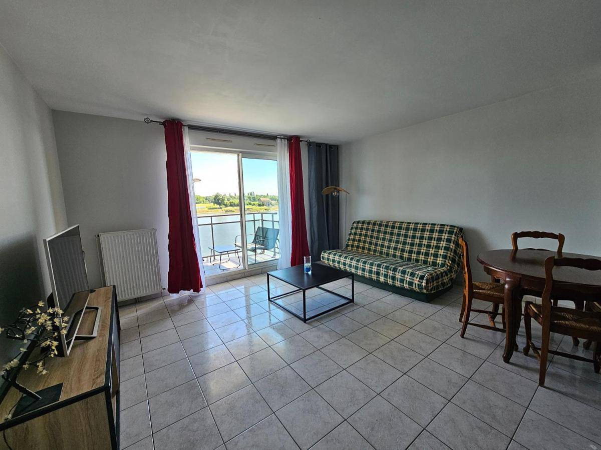 Appartement entier, One-Bedroom Apartment in Ablon-sur-Seine, Val-de-Marne
