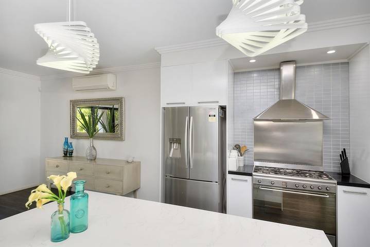 Holiday home for 16 people, with garden and balcony in Gold Coast