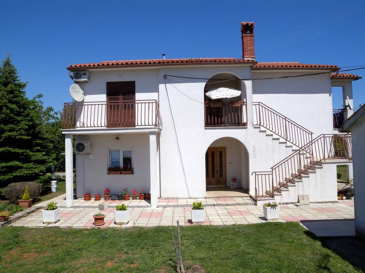 Ganze Ferienwohnung, Ferienwohnung in ruhiger Lage mit Internetzugang in Presika, Ostküste Istrien